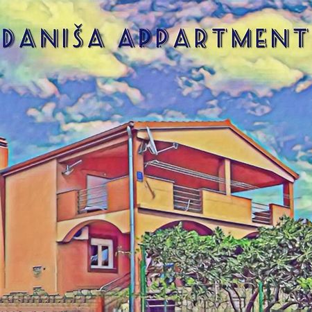 Danisacroatia Lägenhet Maslenica Exteriör bild