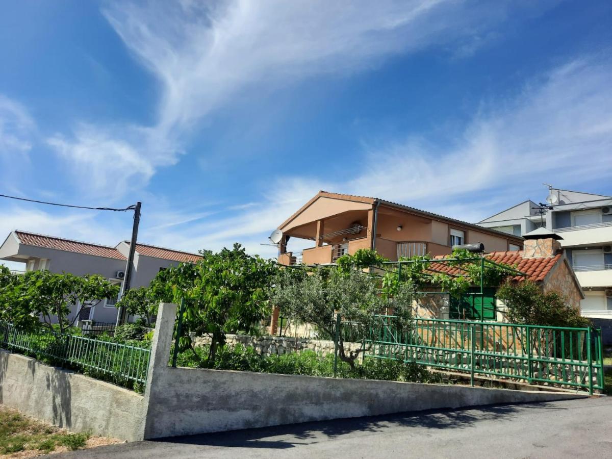 Danisacroatia Lägenhet Maslenica Exteriör bild